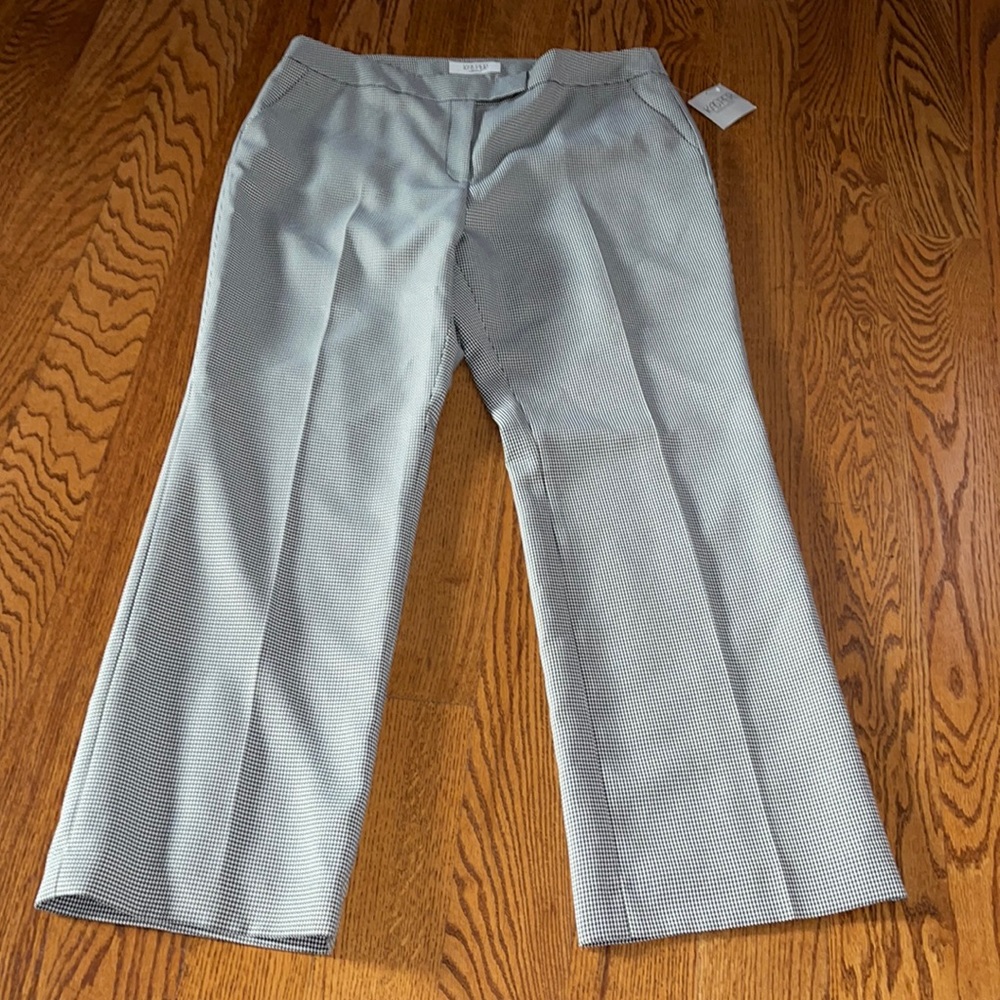 Black and white pants size 16